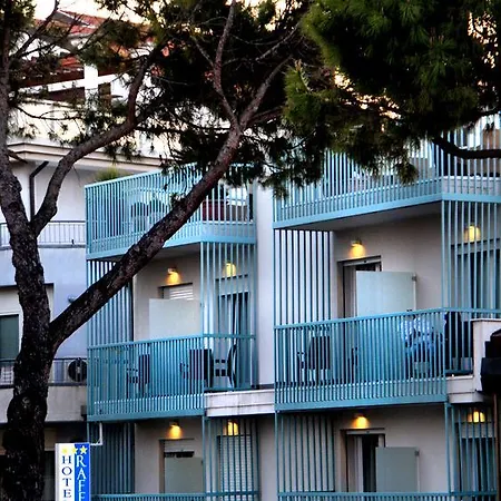 Ξενοδοχείο Raffaello 3*